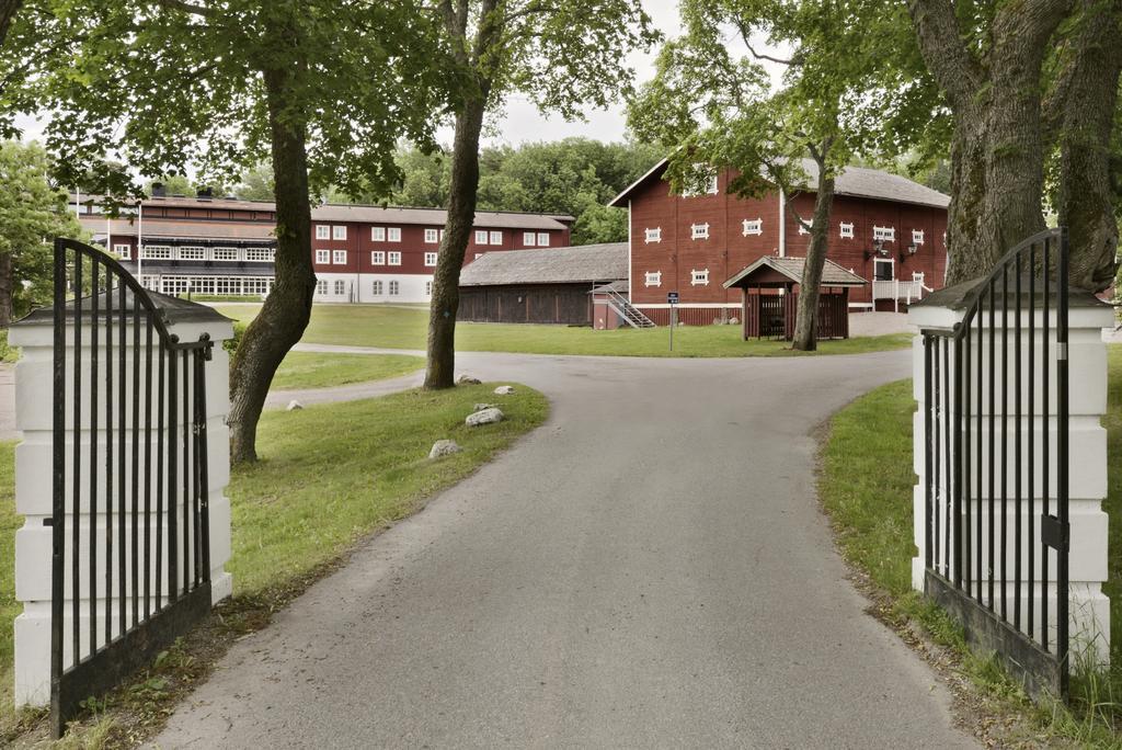 Отель Skytteholm Экерё Экстерьер фото